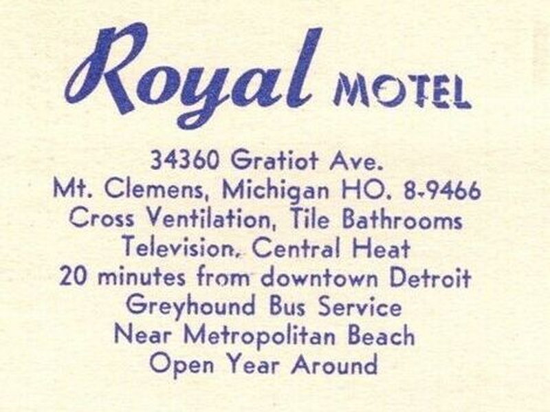 Royal Motel - Vintage Postcard